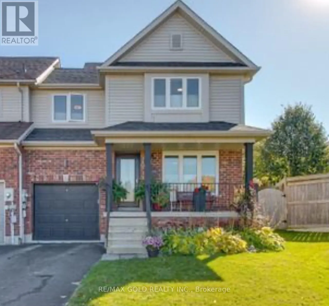 117 BENTLEY CRESCENT