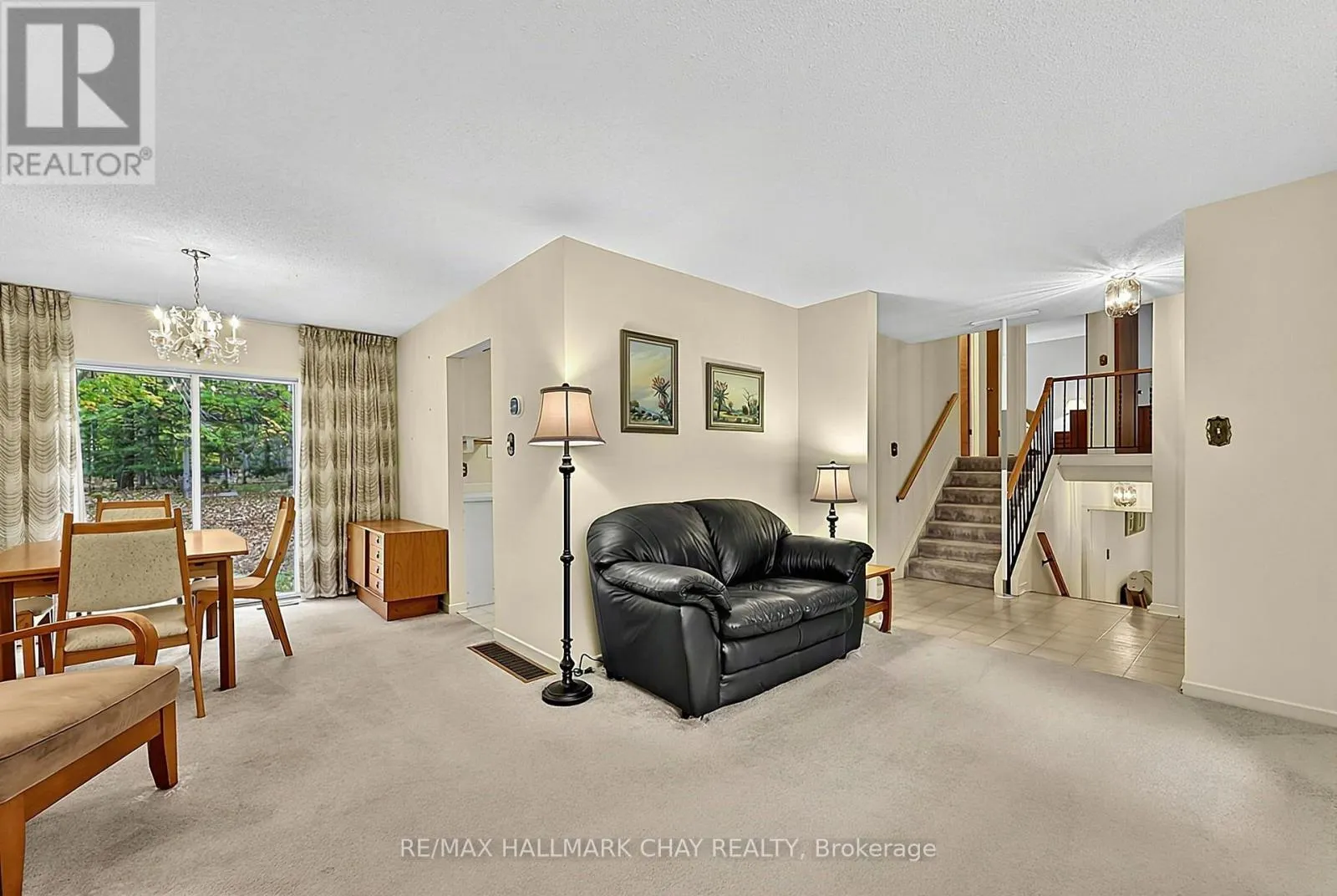4 BINNIE DRIVE