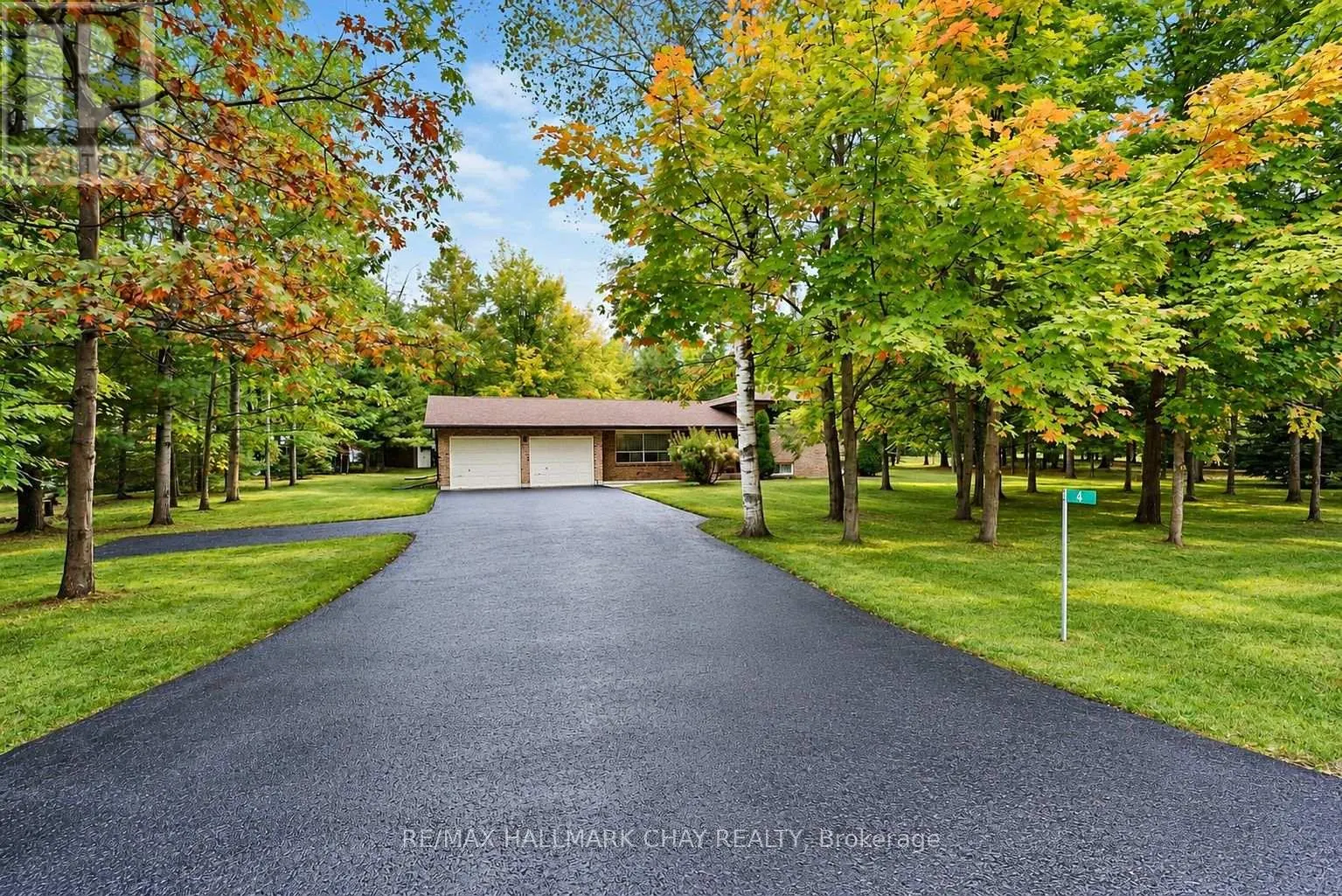 4 BINNIE DRIVE