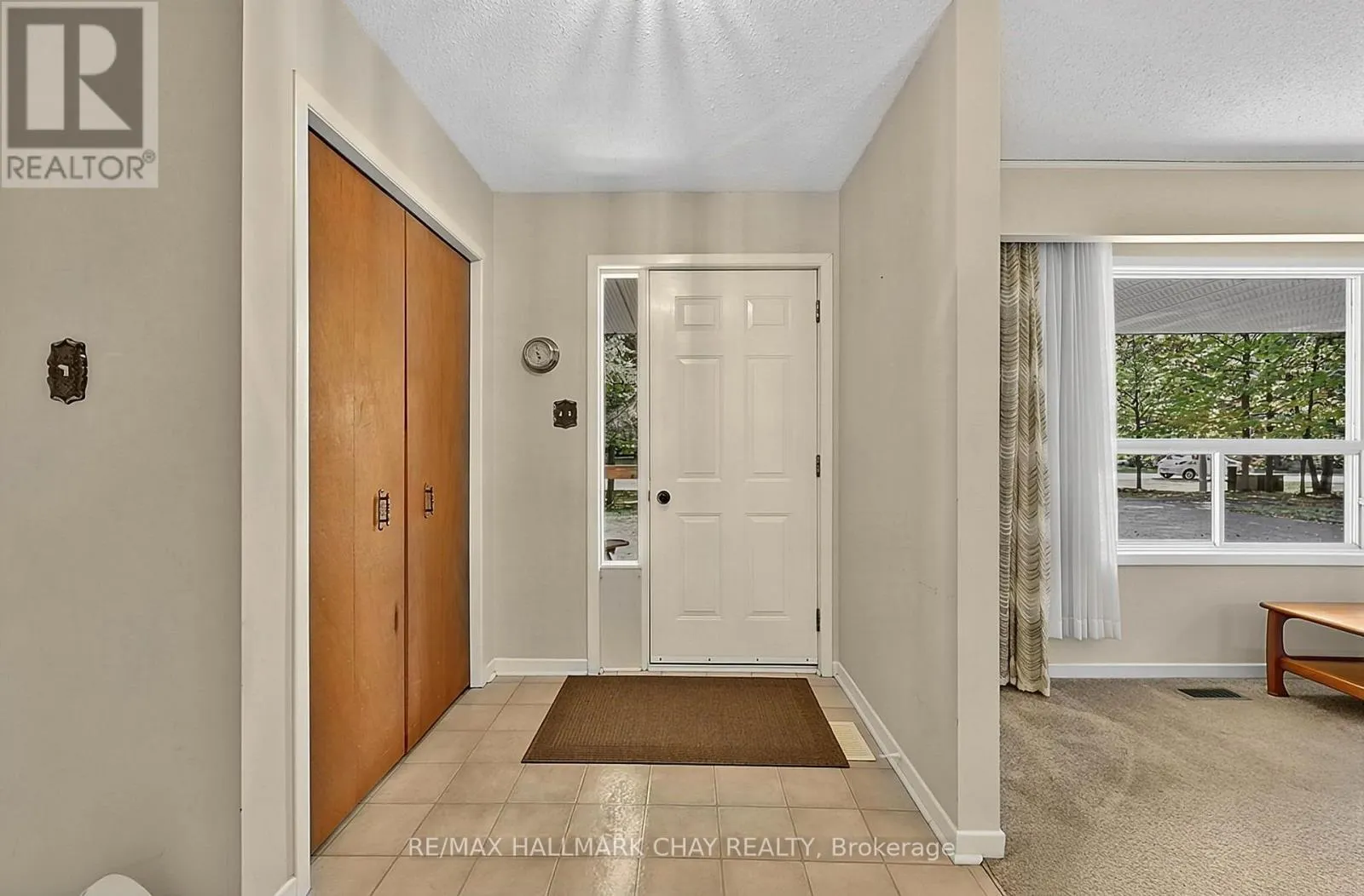 4 BINNIE DRIVE