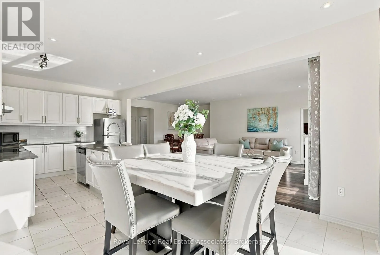 93 VILLAGE GATE DRIVE