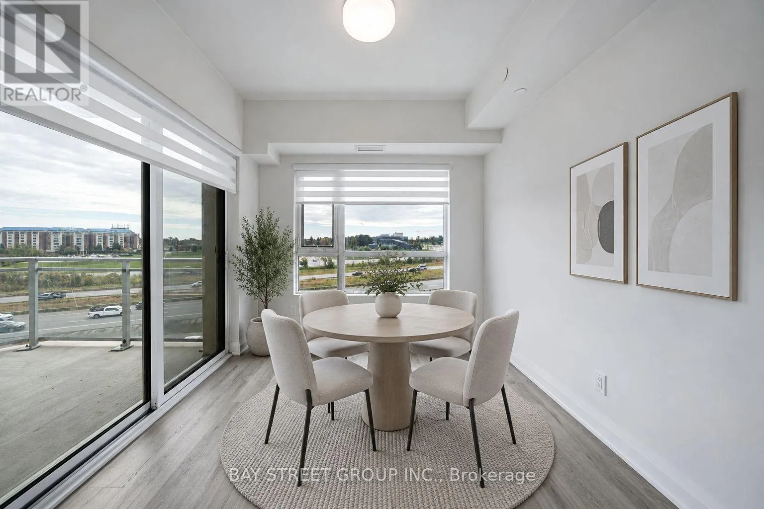1011 - 58 LAKESIDE TERRACE