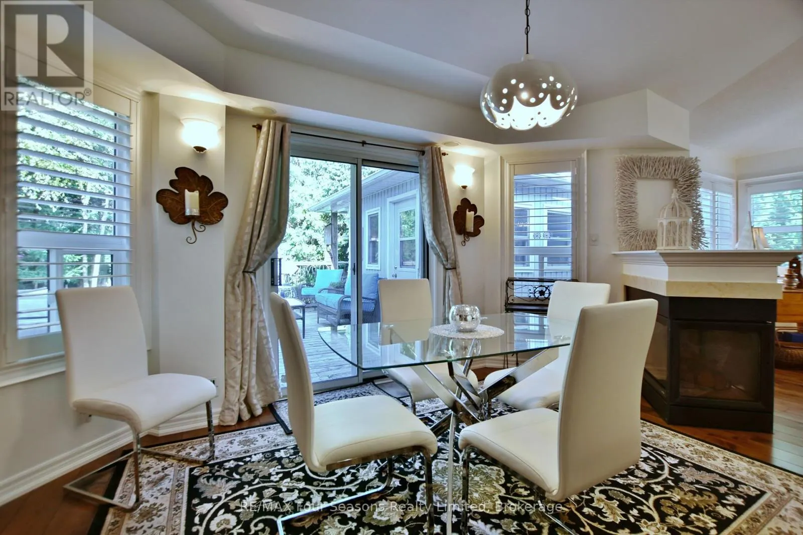 32 NETTLETON COURT