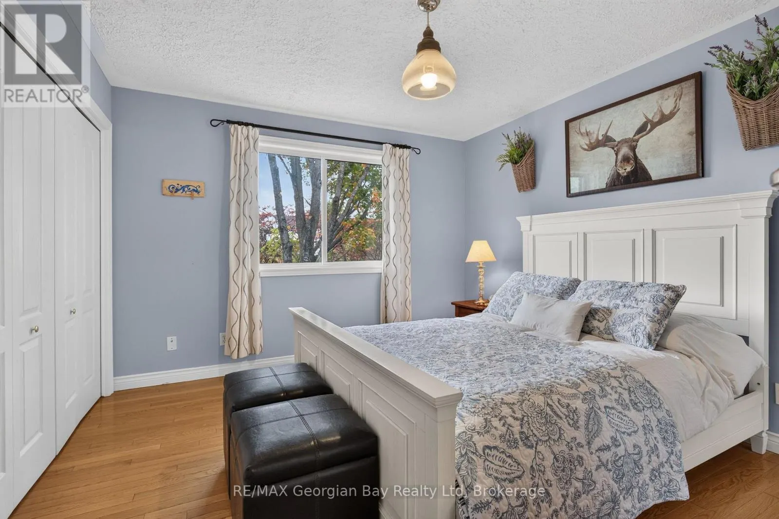 5 - 90 THOMPSONS ROAD #5