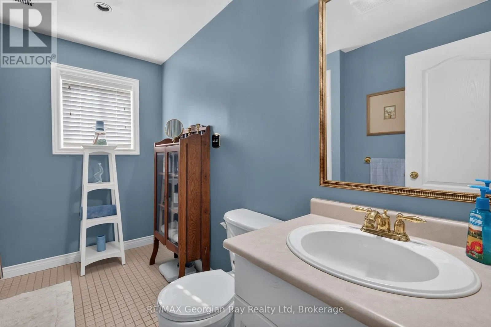 5 - 90 THOMPSONS ROAD #5