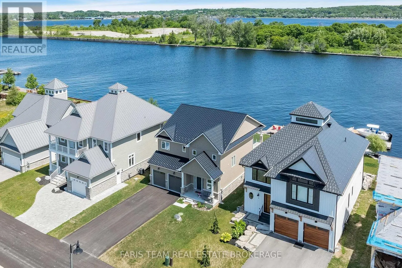 7 DOCK LANE