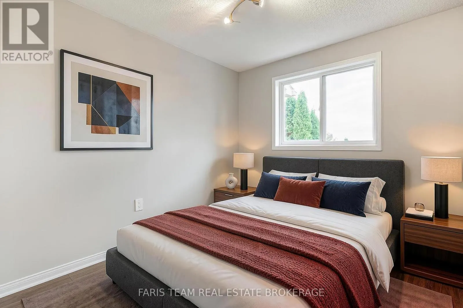 41 SEYMOUR CRESCENT