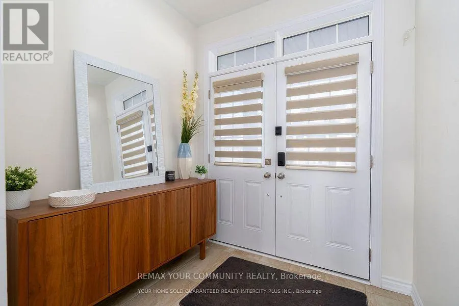 15 VALLEYBROOK ROAD