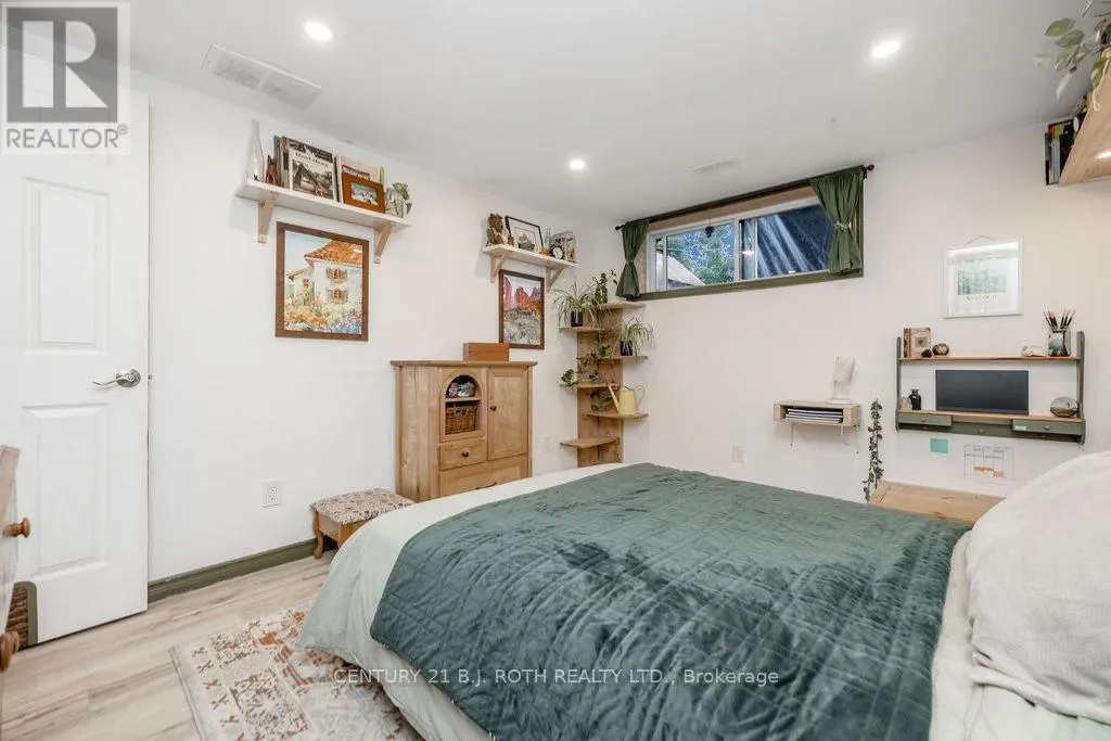 61 WARD AVENUE