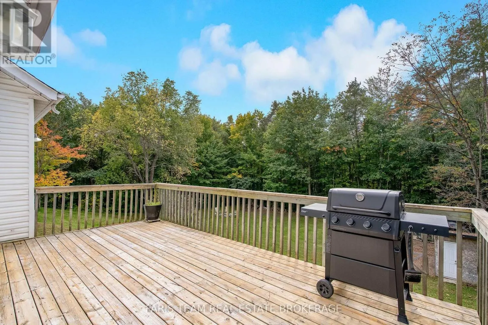 12 VALLEY VIEW DRIVE
