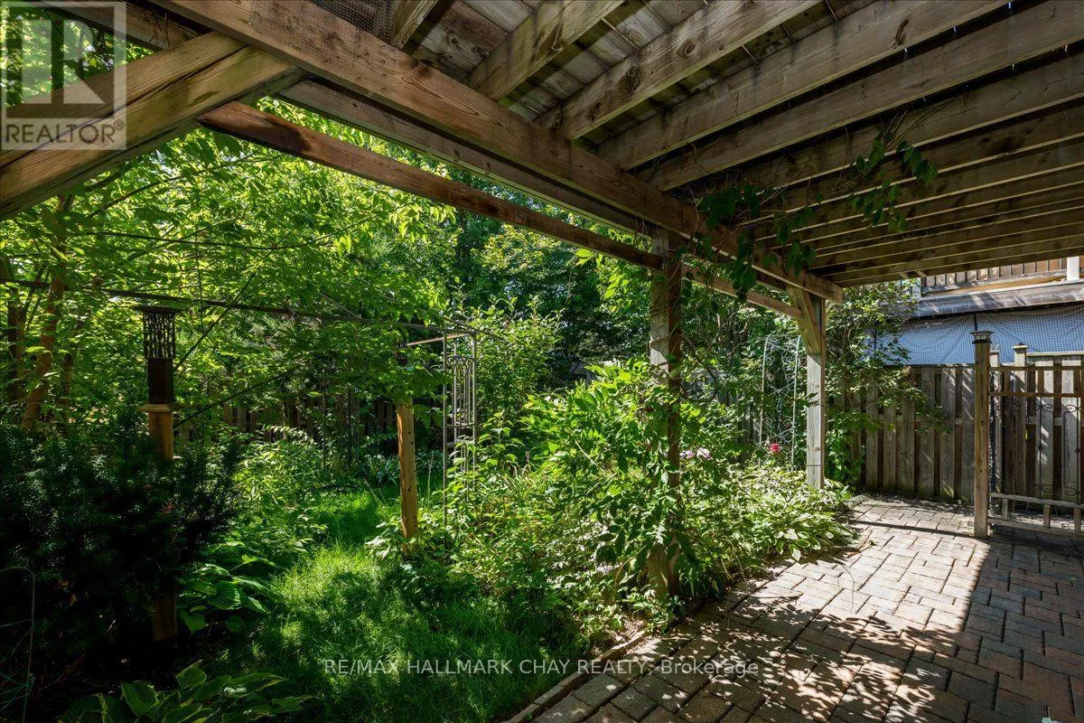 245 PRINGLE DRIVE