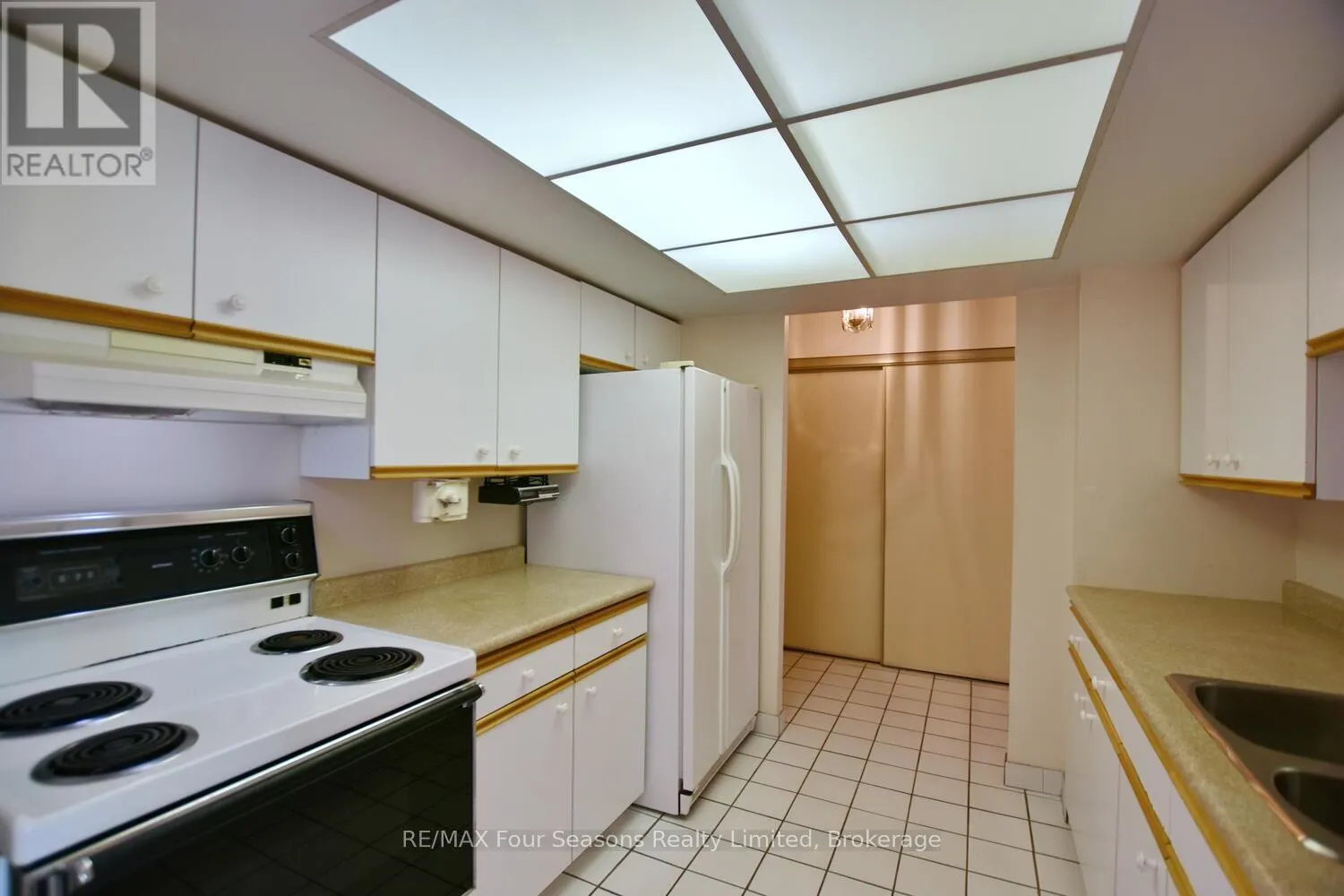 505 - 172 EIGHTH STREET #505