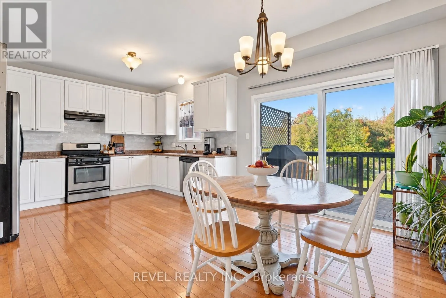 30 SUN KING CRESCENT