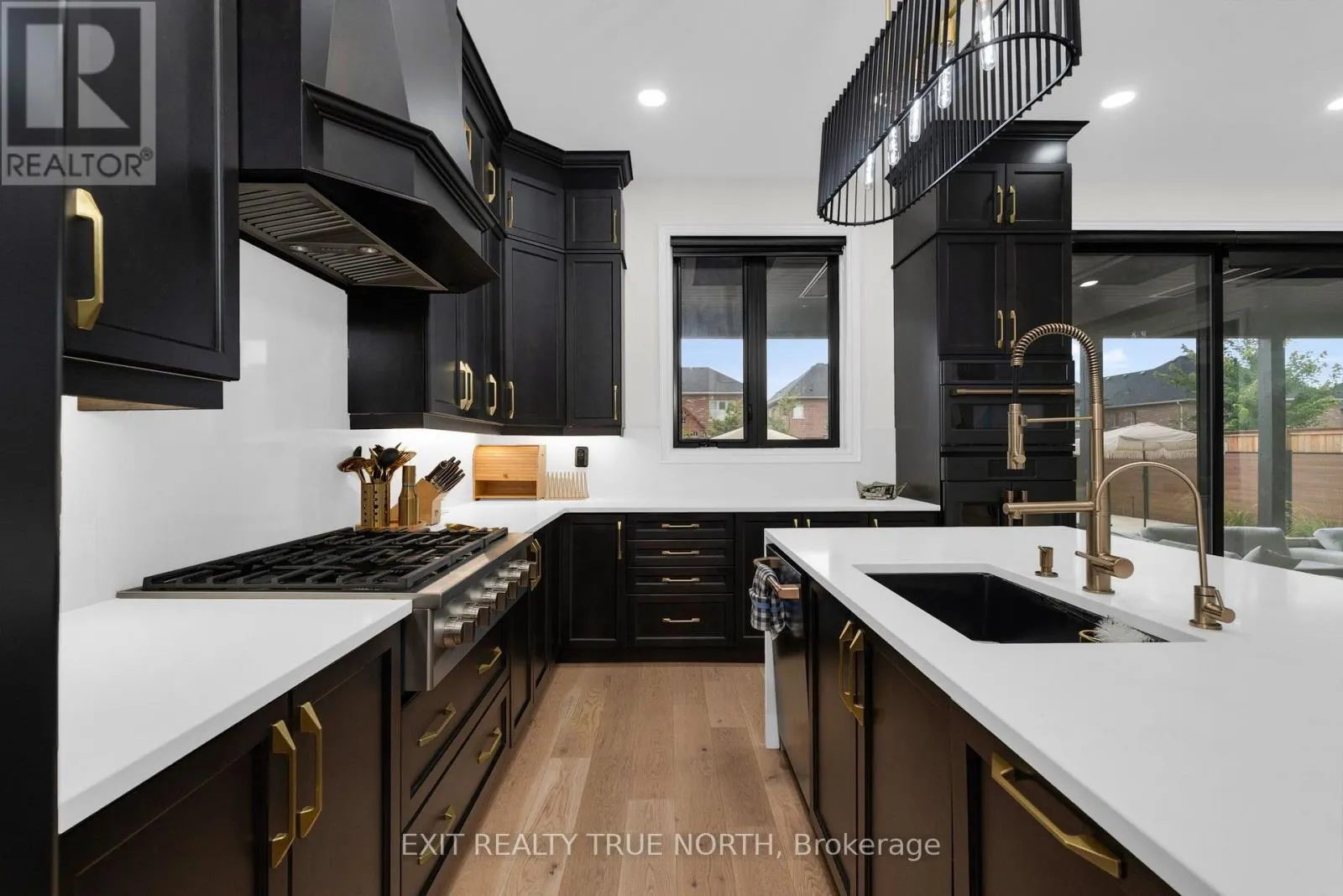 106 RUGMAN CRESCENT