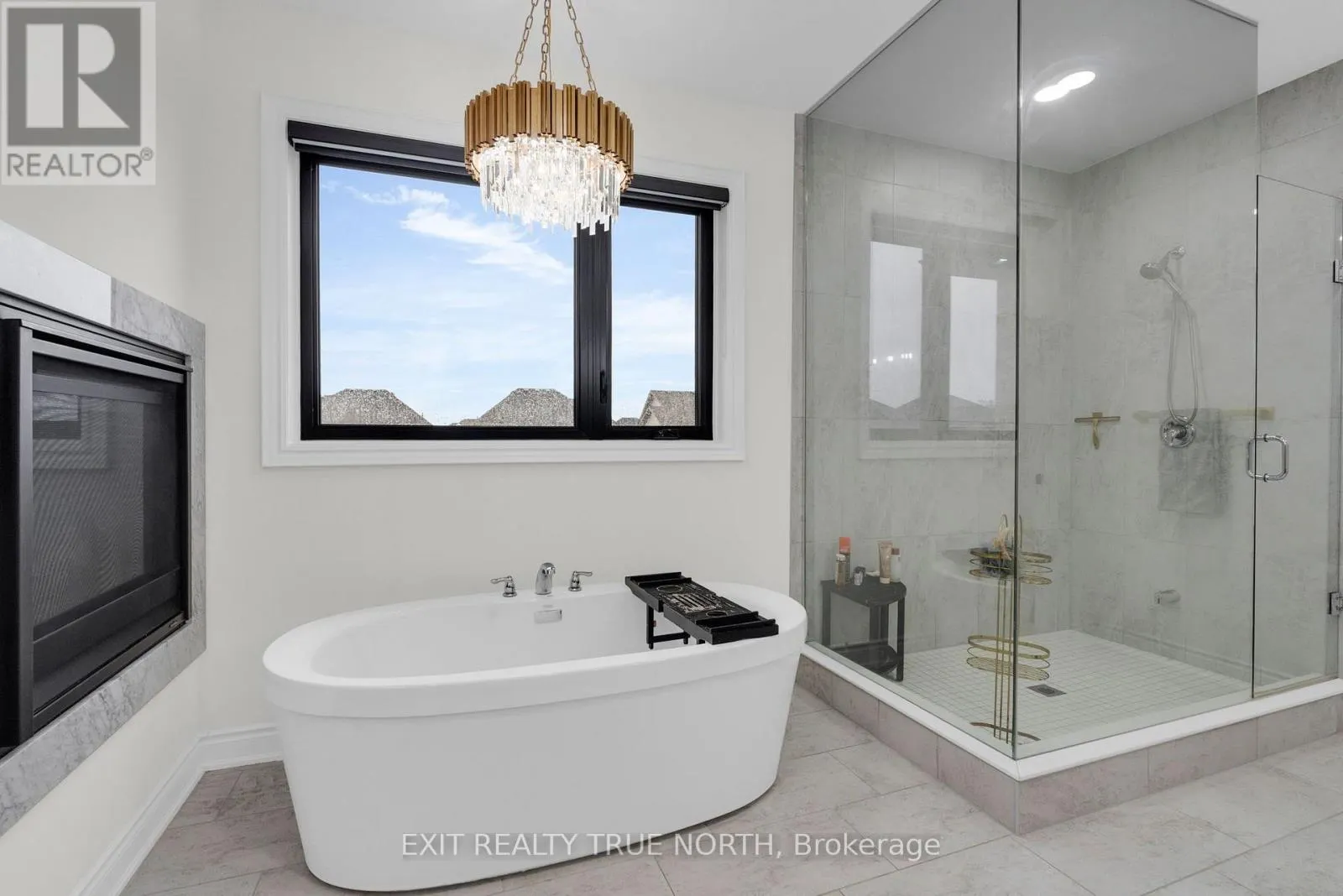 106 RUGMAN CRESCENT