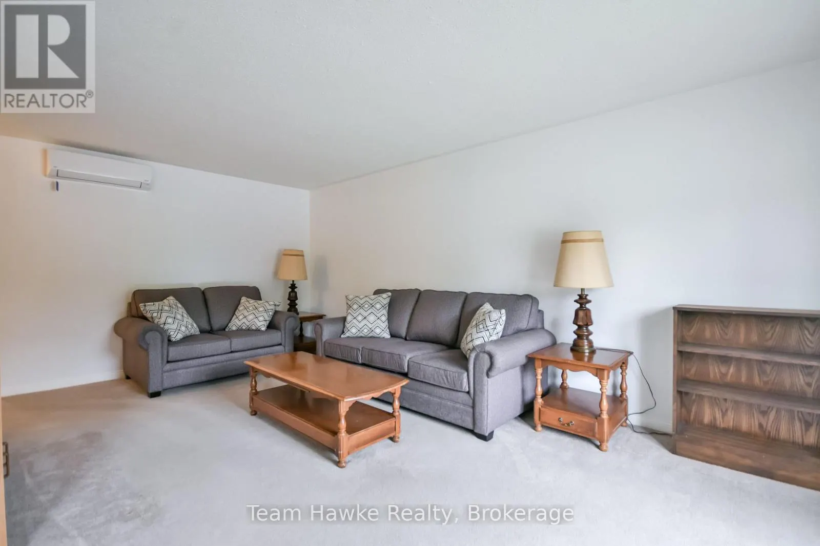 15 - 157 CHURCH STREET #15