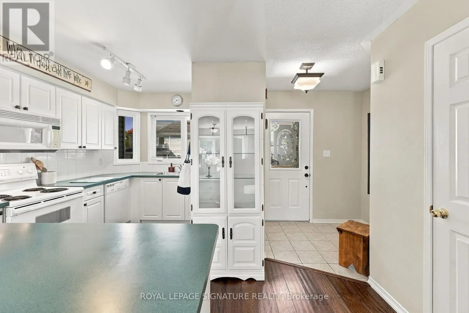 9 VALLEYMEDE COURT
