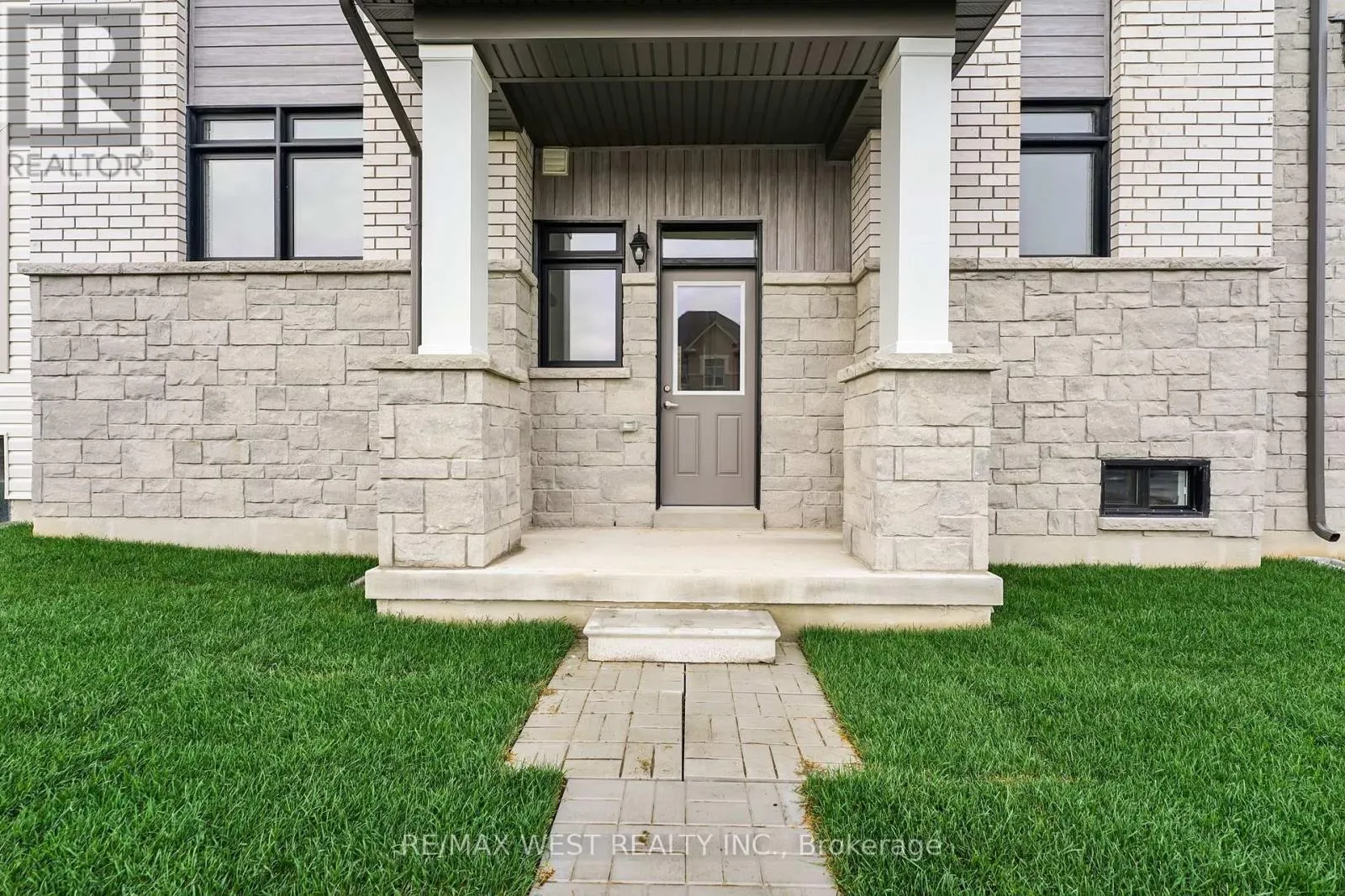 160 UNION BOULEVARD