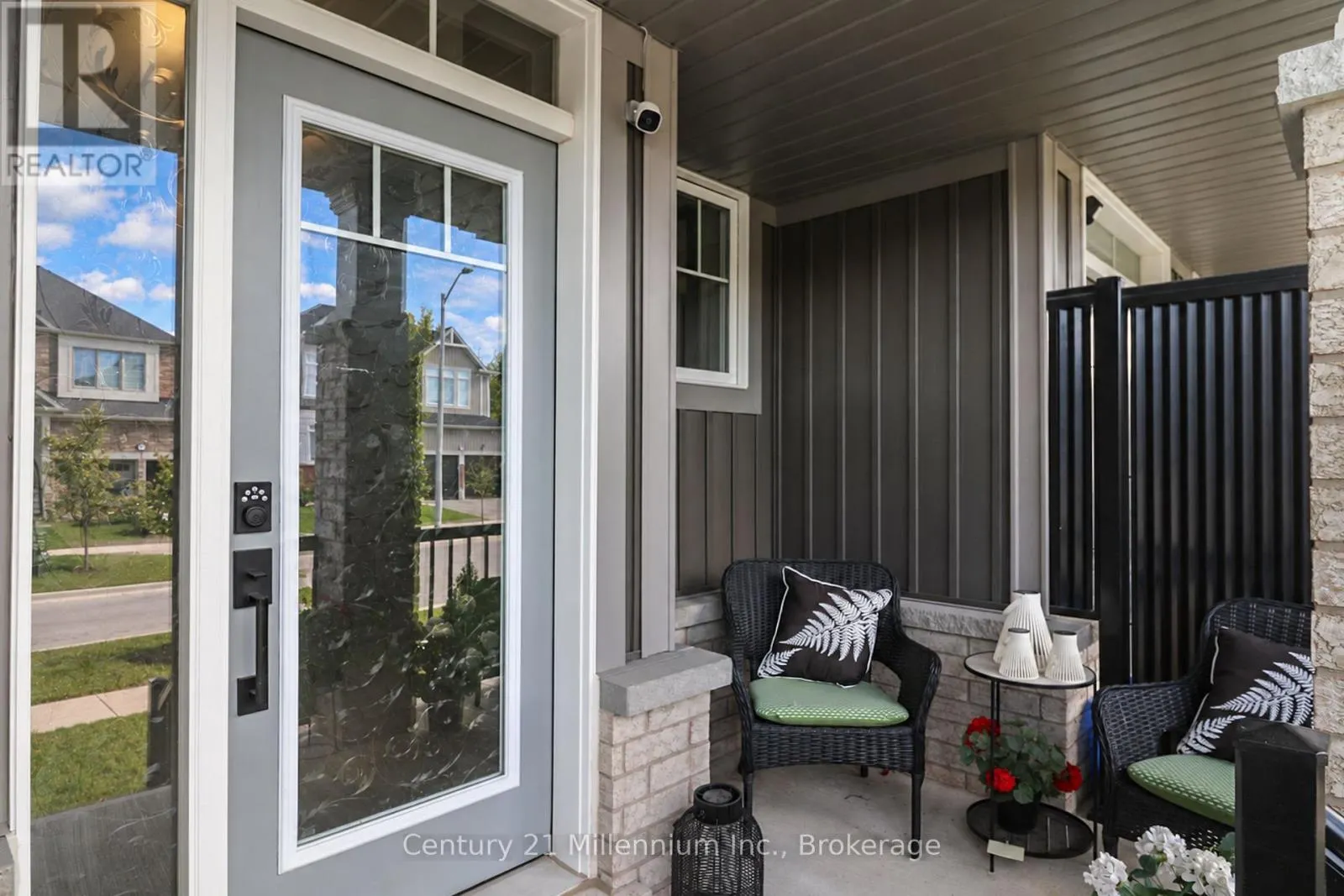 25 KIRBY AVENUE