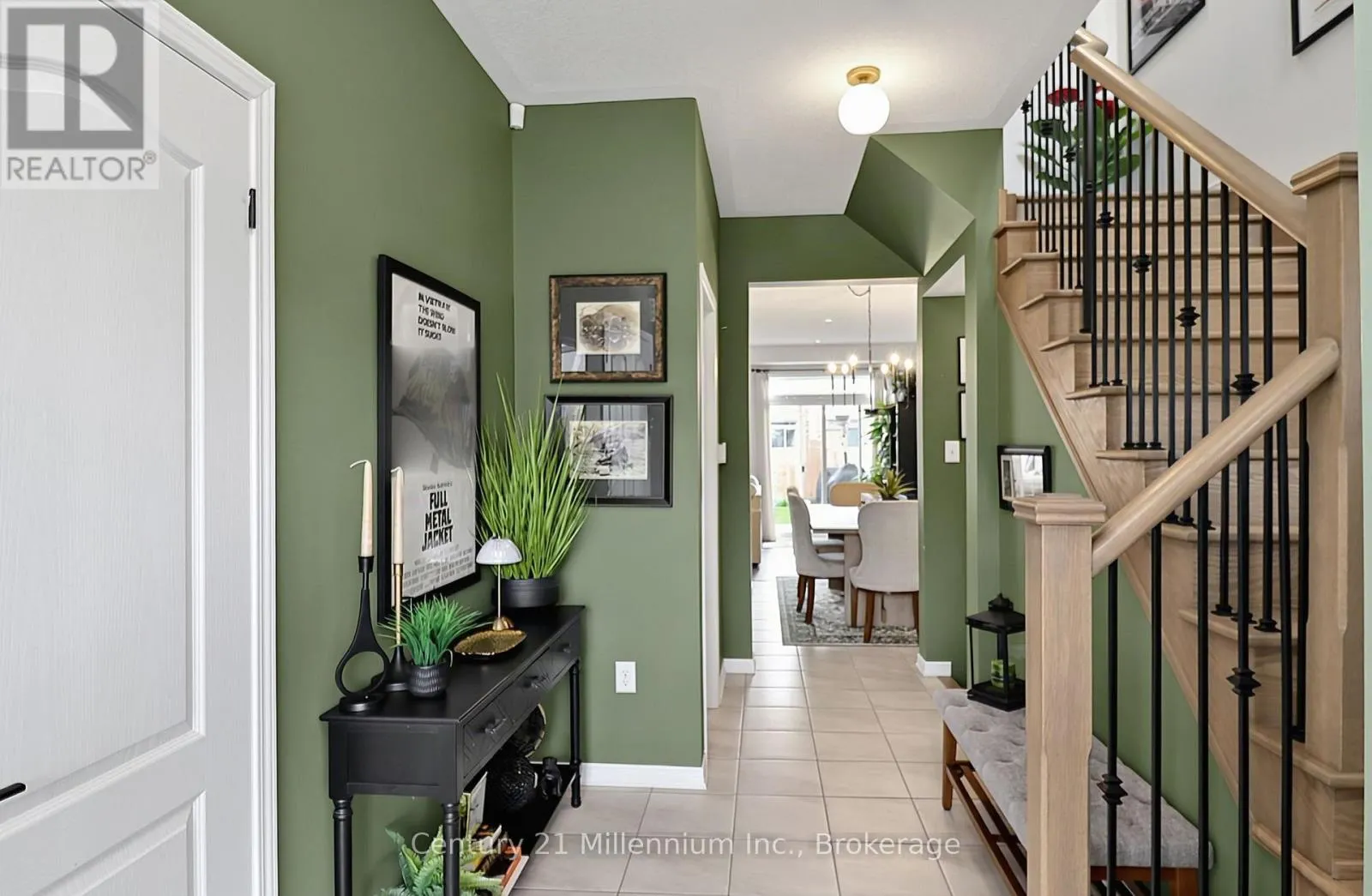 25 KIRBY AVENUE