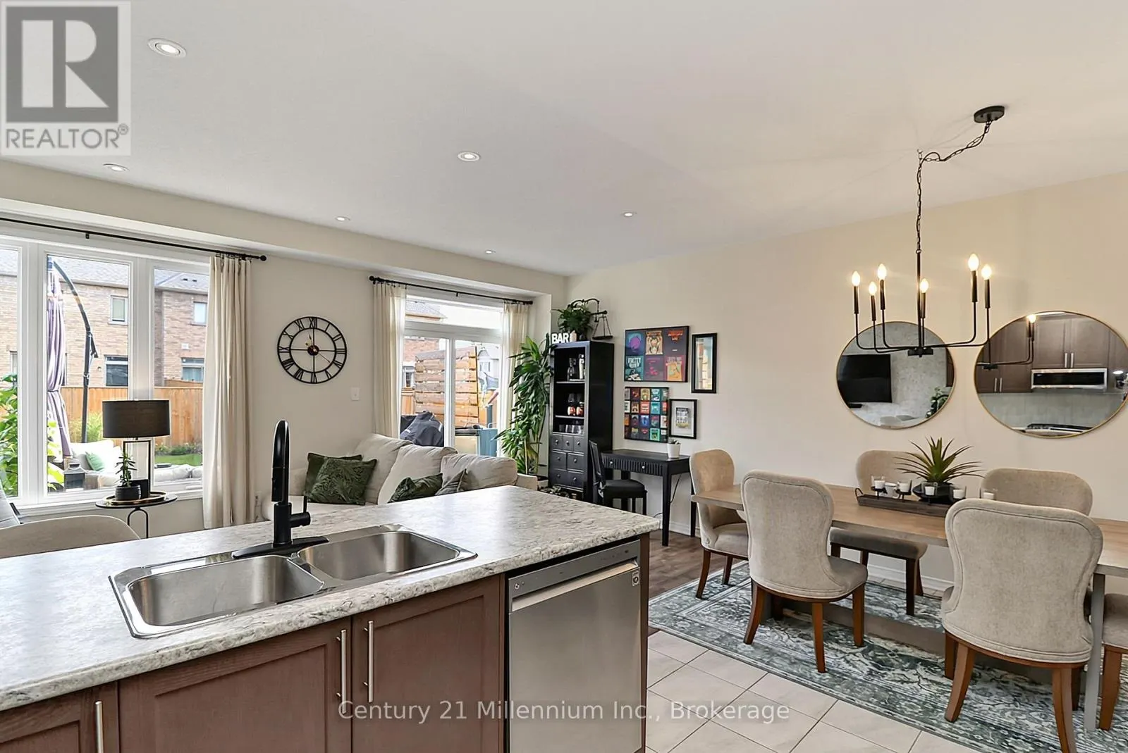 25 KIRBY AVENUE