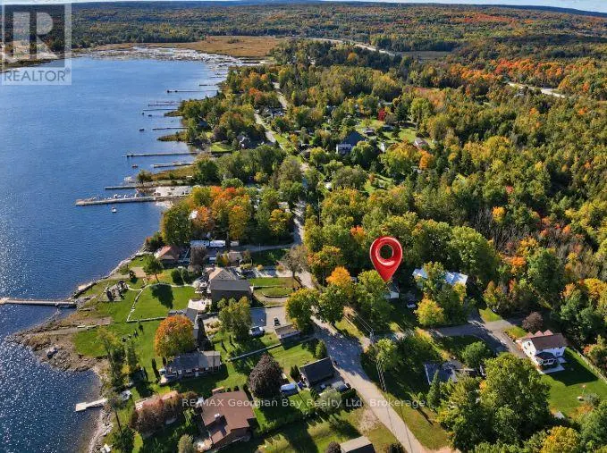 18 SALLOWS DRIVE