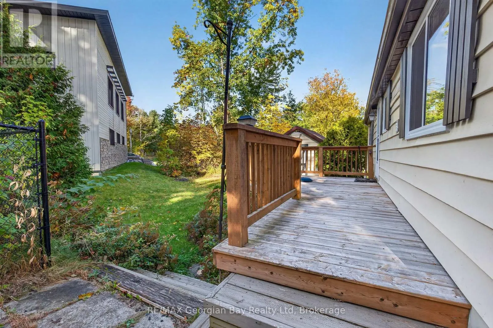 18 SALLOWS DRIVE