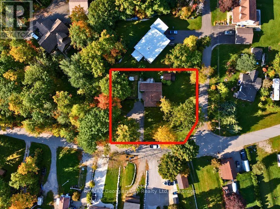 18 SALLOWS DRIVE