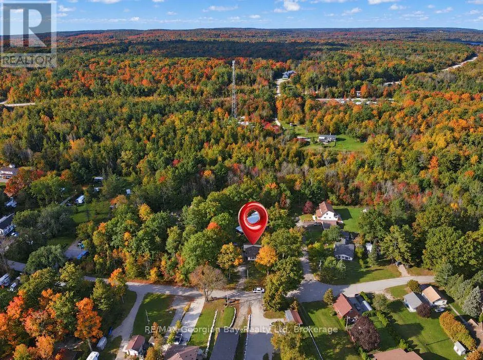 18 SALLOWS DRIVE