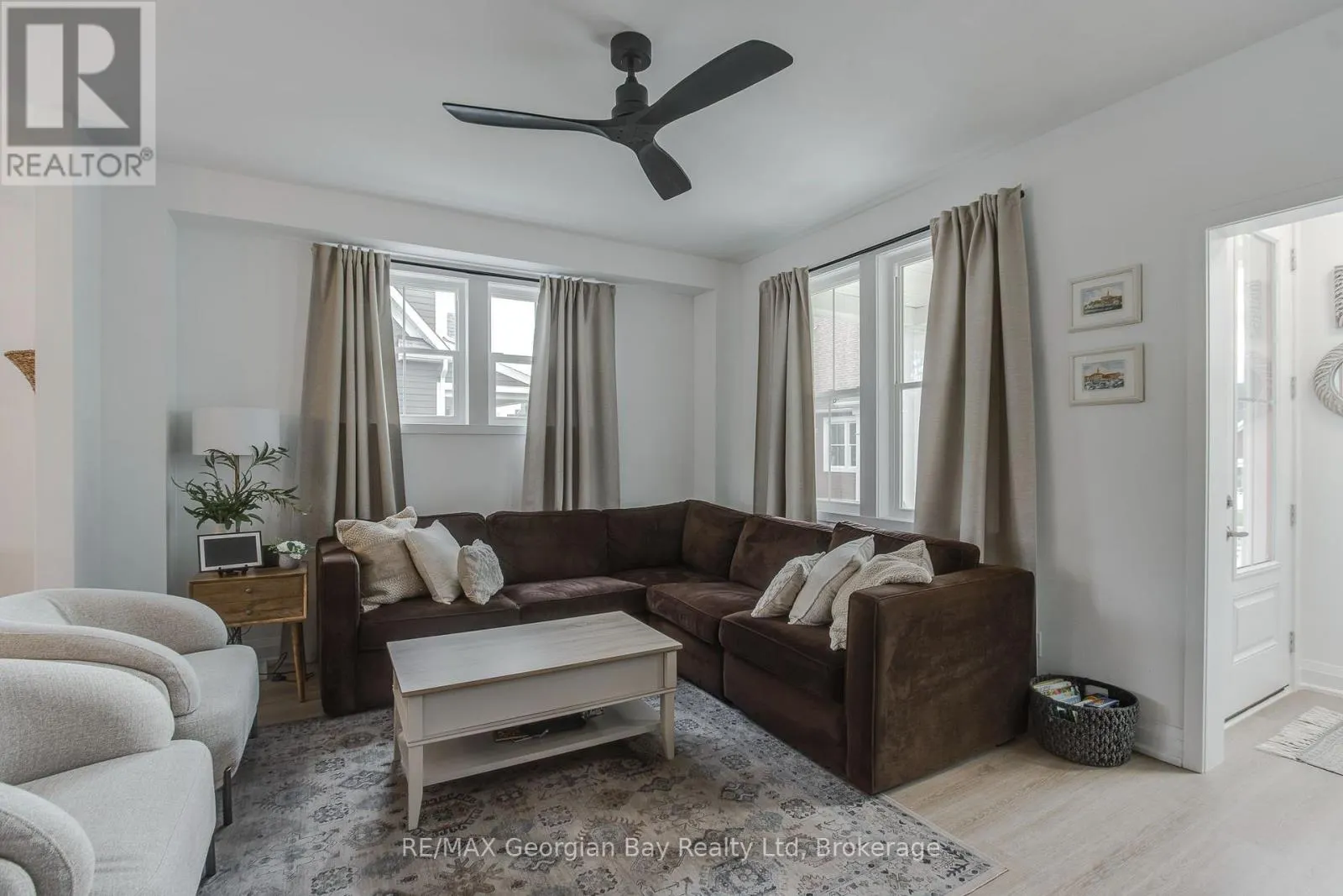 16 DANIELLE CRESCENT