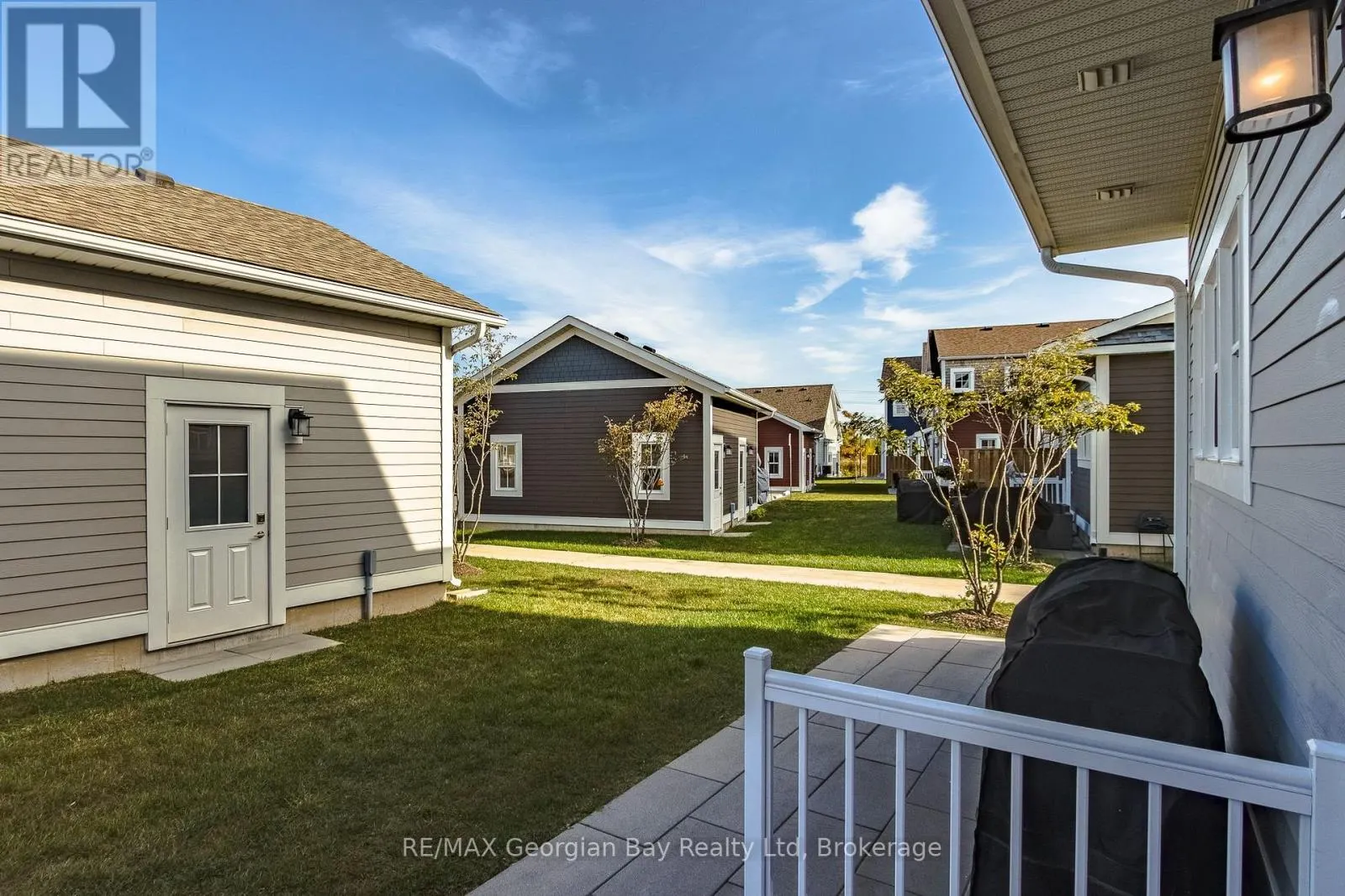 16 DANIELLE CRESCENT