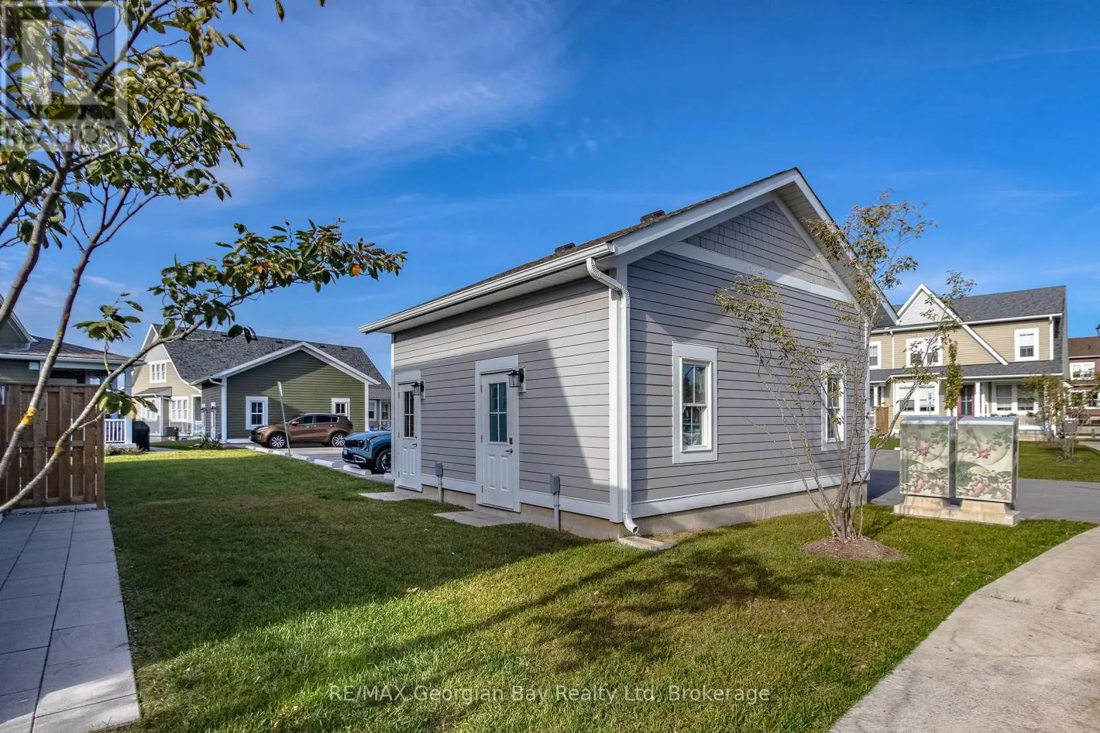 16 DANIELLE CRESCENT