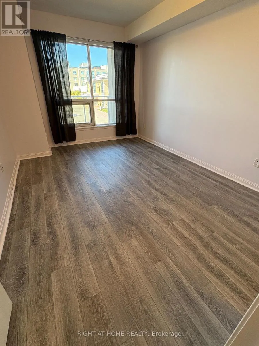 203 - 90 DEAN AVENUE