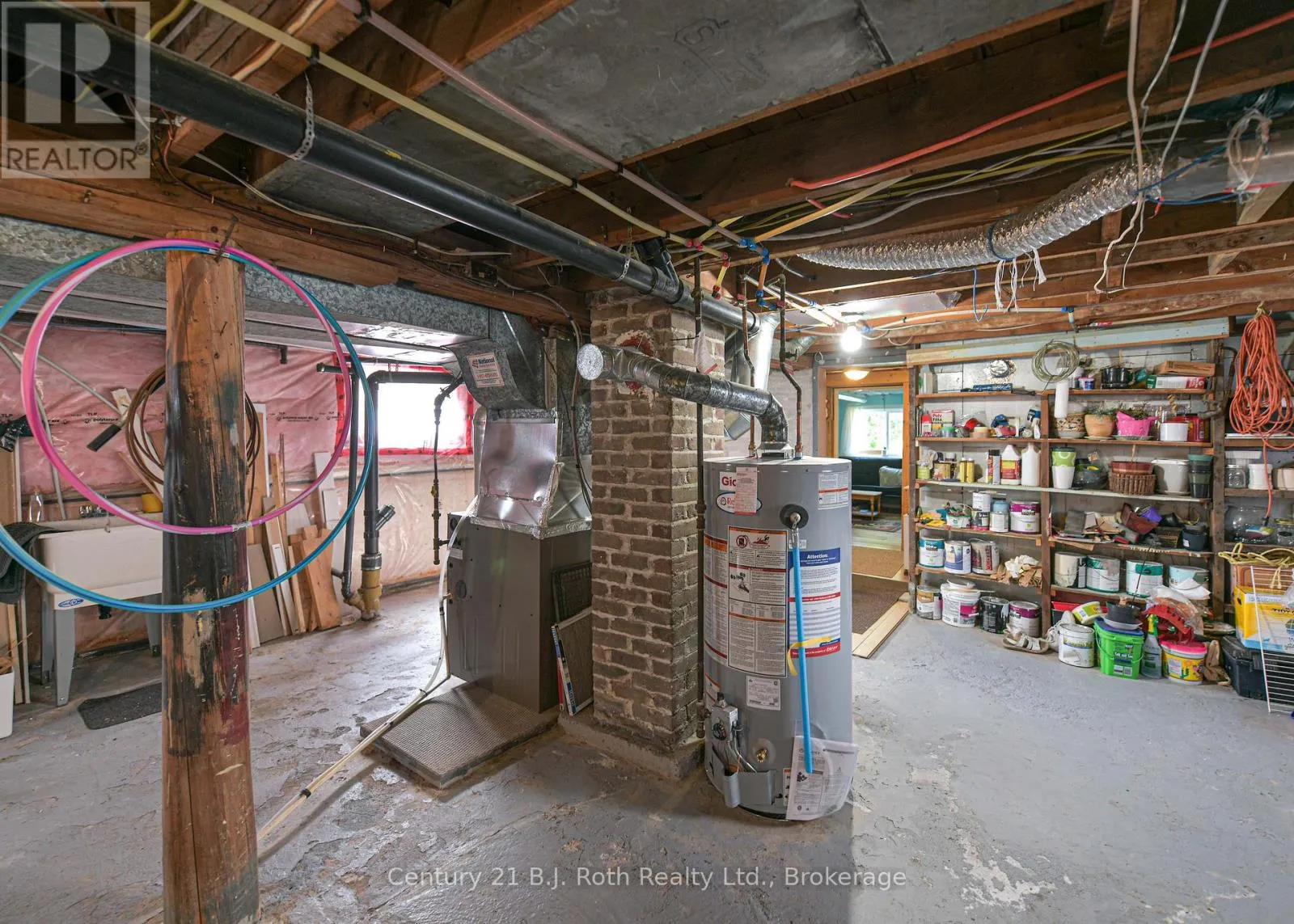331 MOFFAT STREET