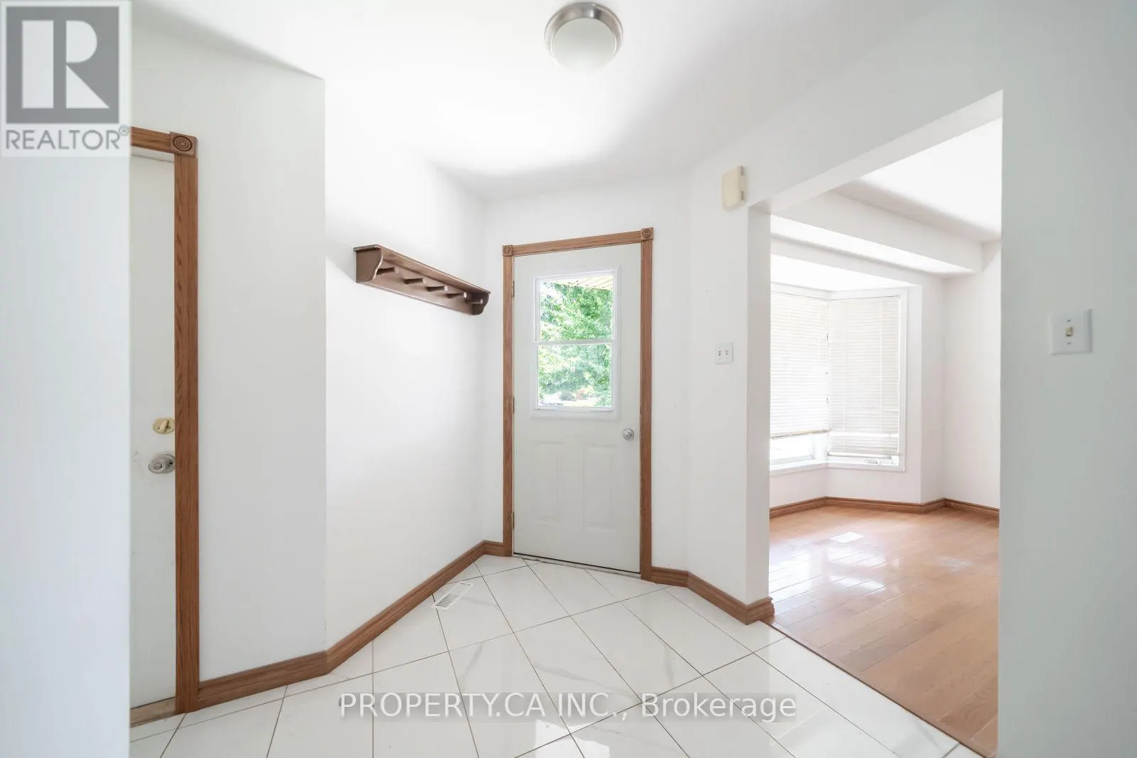 51 LEGGOTT AVENUE