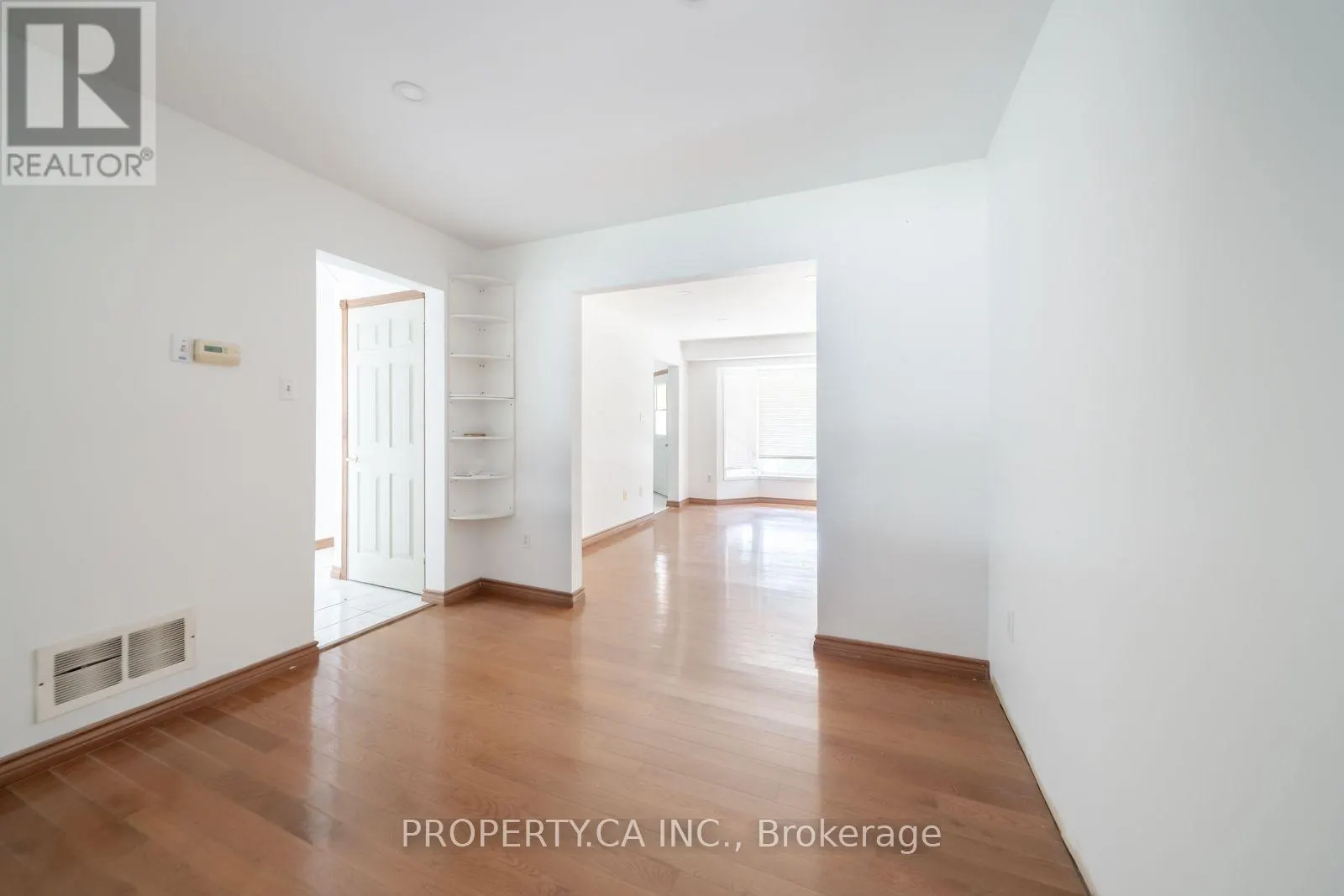 51 LEGGOTT AVENUE