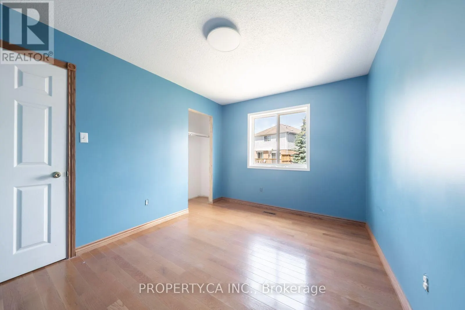 51 LEGGOTT AVENUE