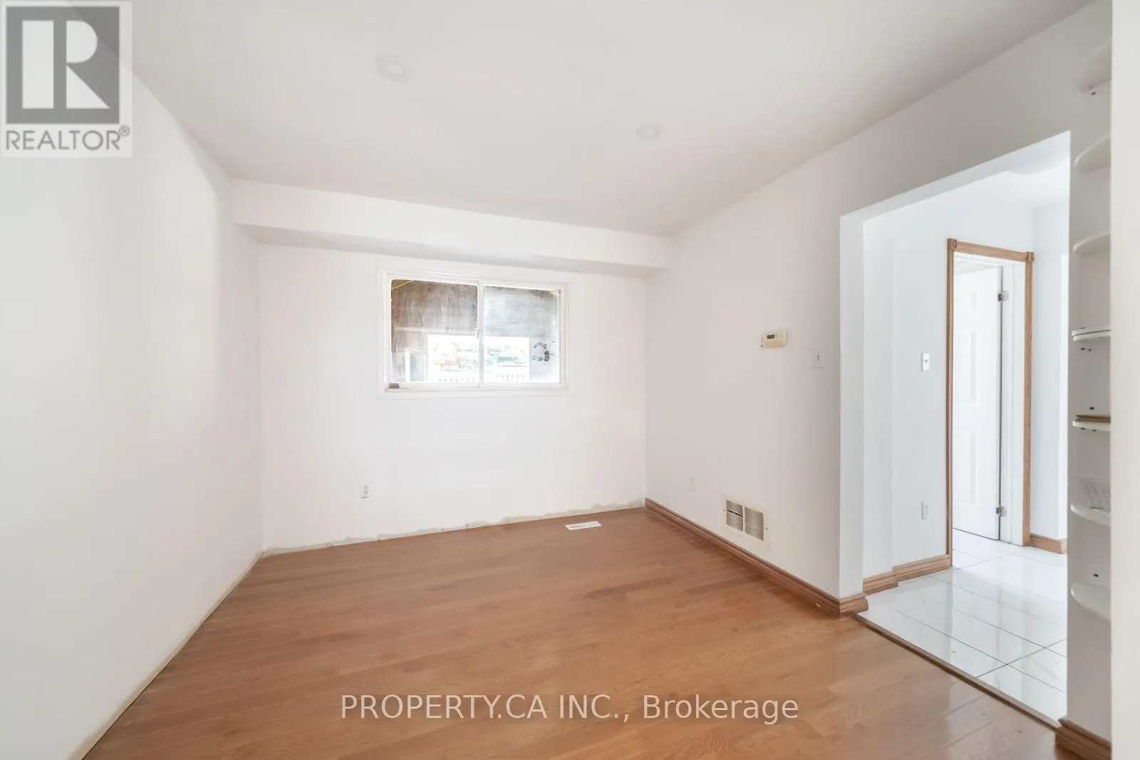 51 LEGGOTT AVENUE