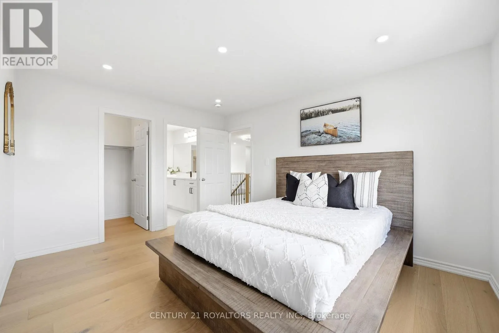 107 RUGMAN CRESCENT