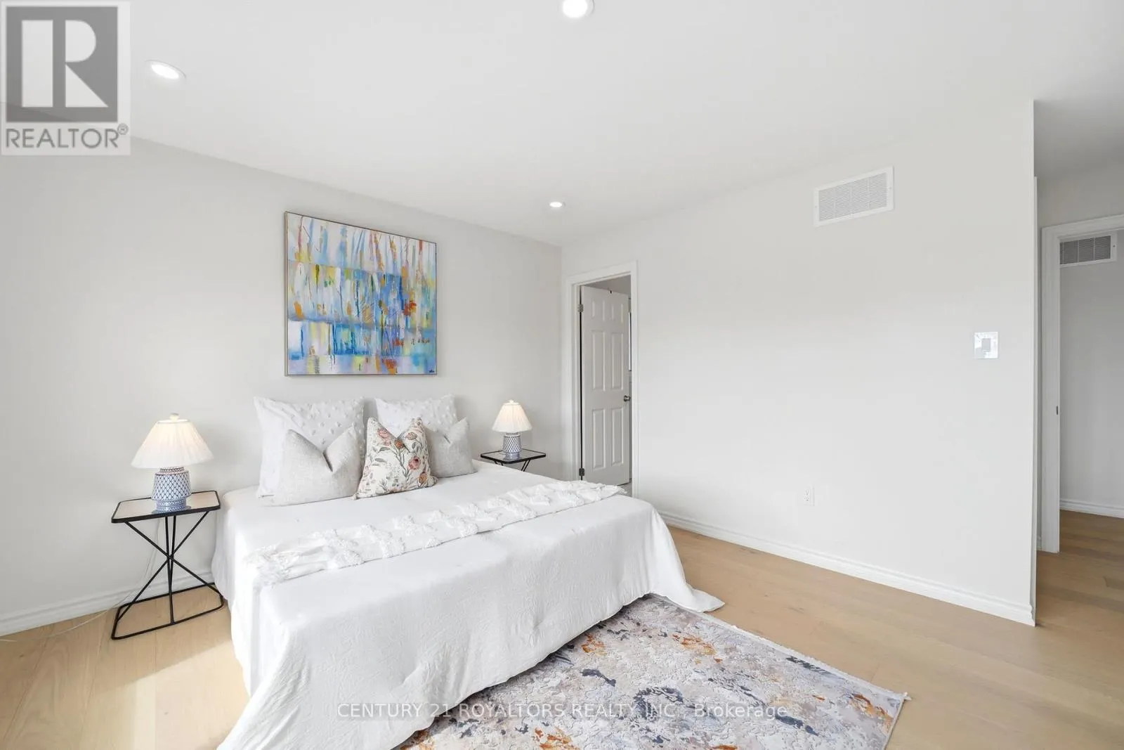 107 RUGMAN CRESCENT