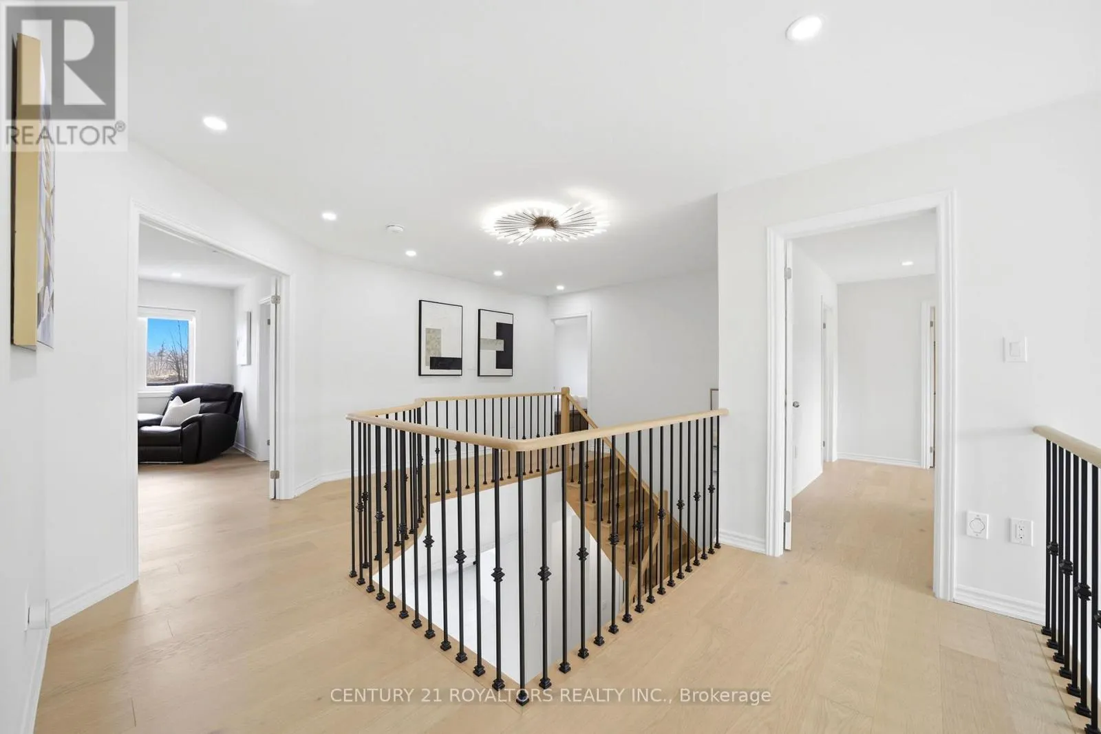 107 RUGMAN CRESCENT