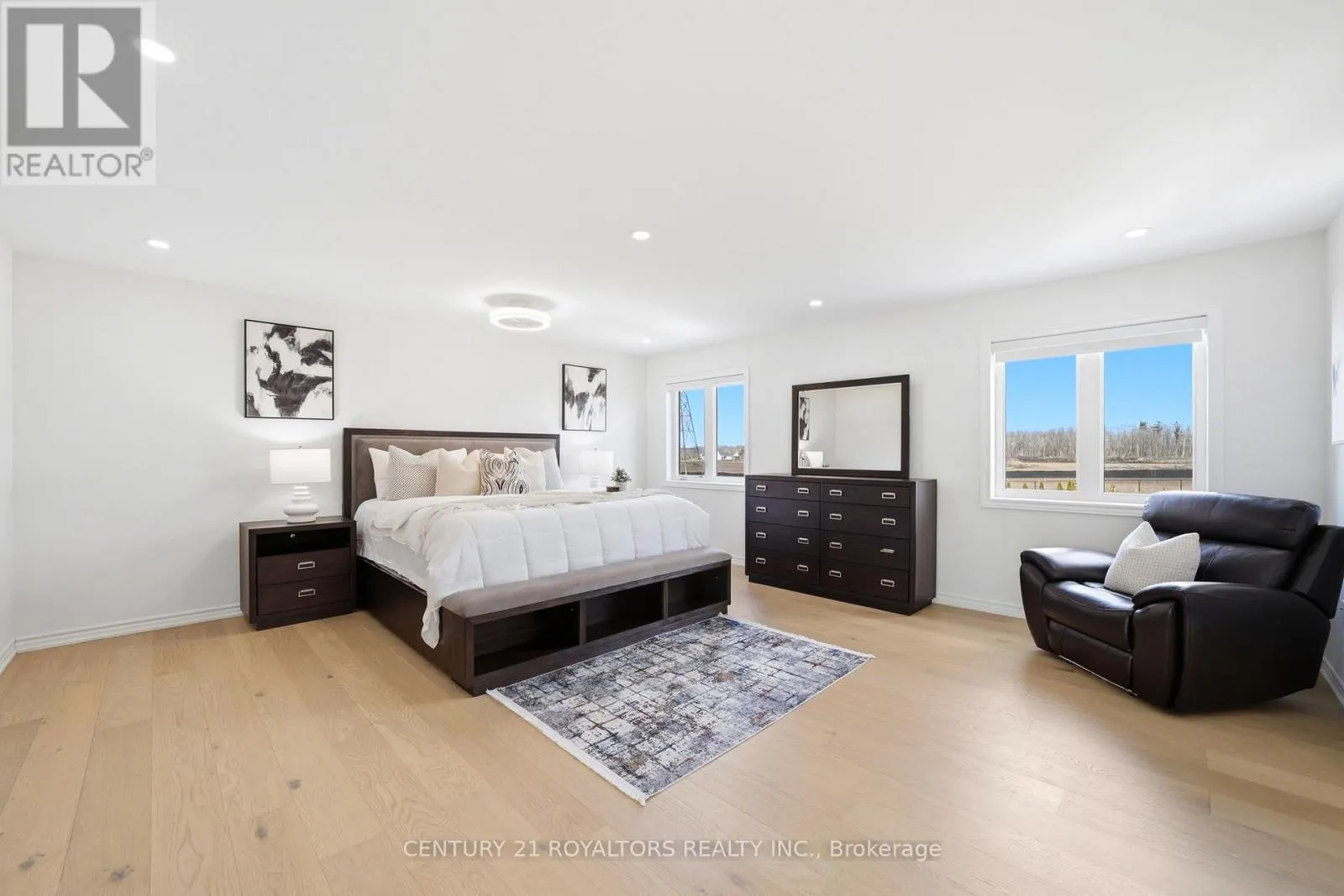 107 RUGMAN CRESCENT