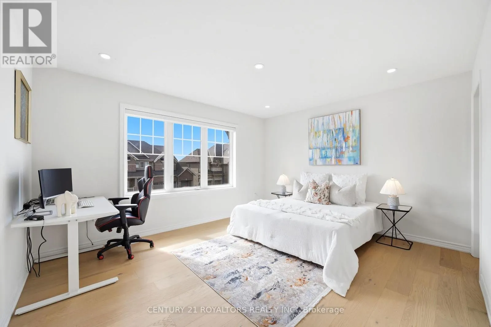 107 RUGMAN CRESCENT