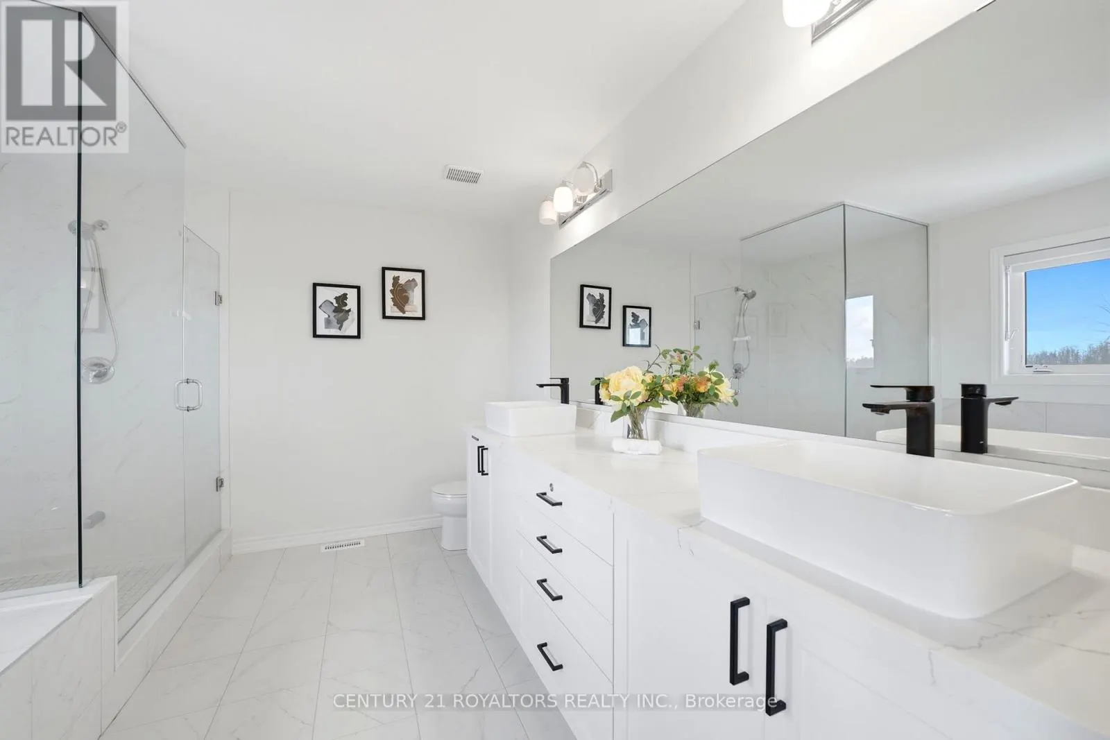 107 RUGMAN CRESCENT