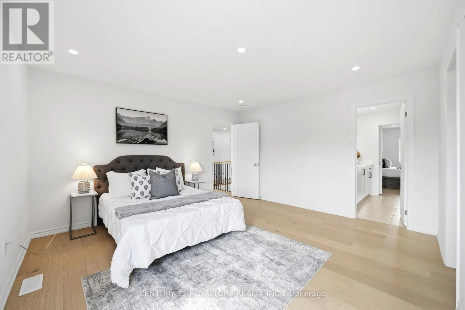 107 RUGMAN CRESCENT