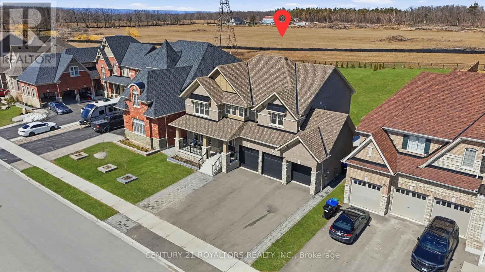107 RUGMAN CRESCENT