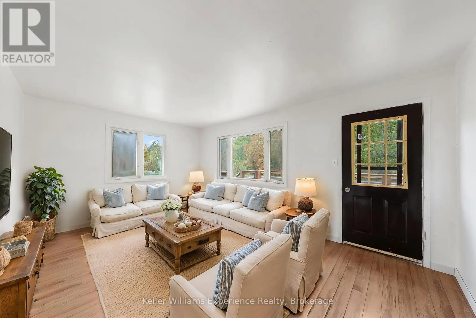 597 RUE LAFONTAINE ROAD E