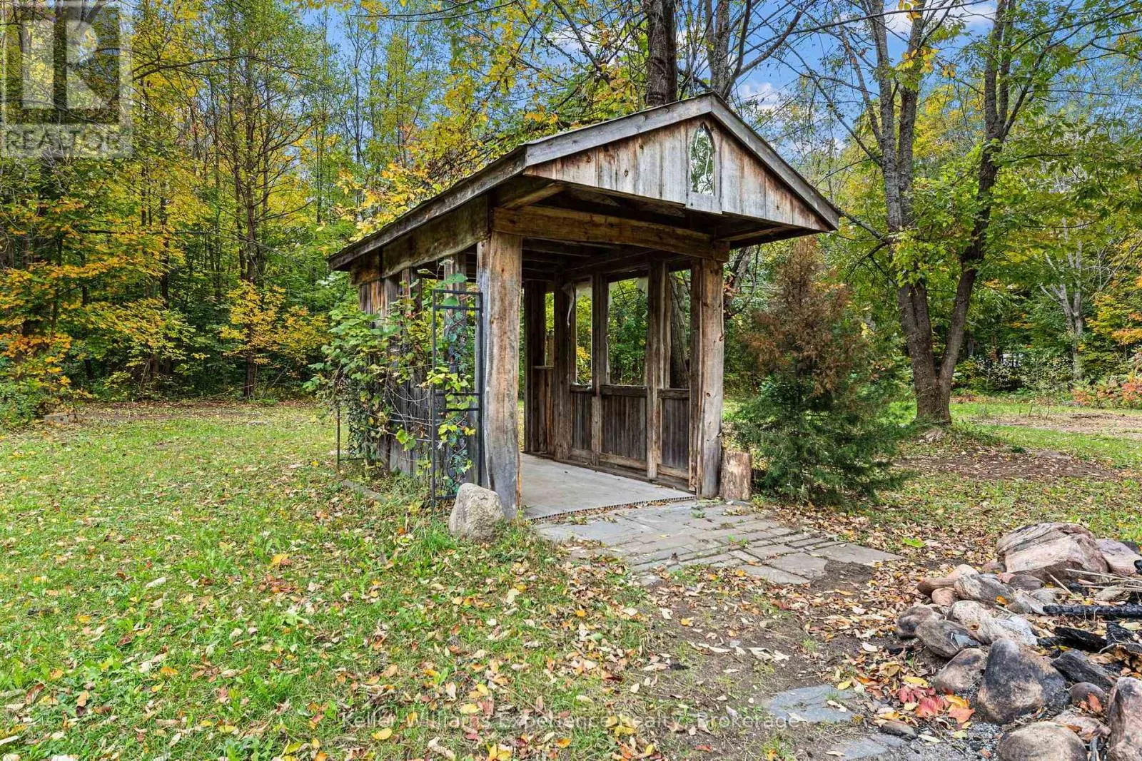 597 RUE LAFONTAINE ROAD E