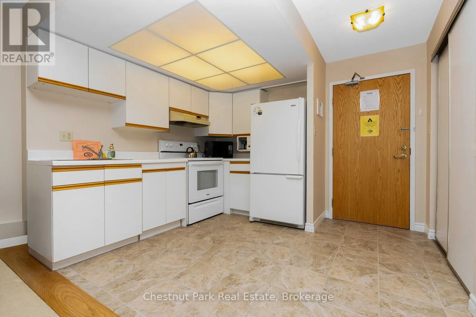 102 - 172 EIGHTH STREET #102
