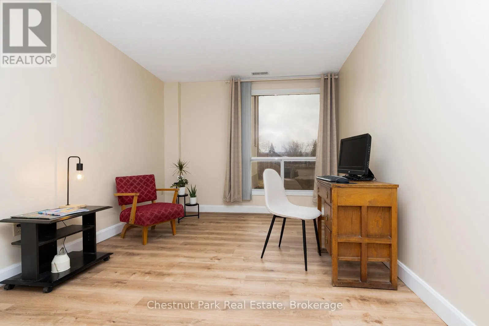102 - 172 EIGHTH STREET #102